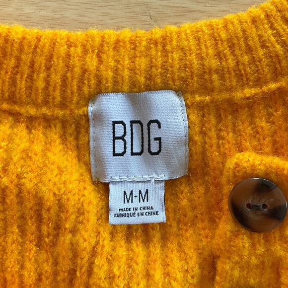 BDG Sweater - Picture 2 of 3